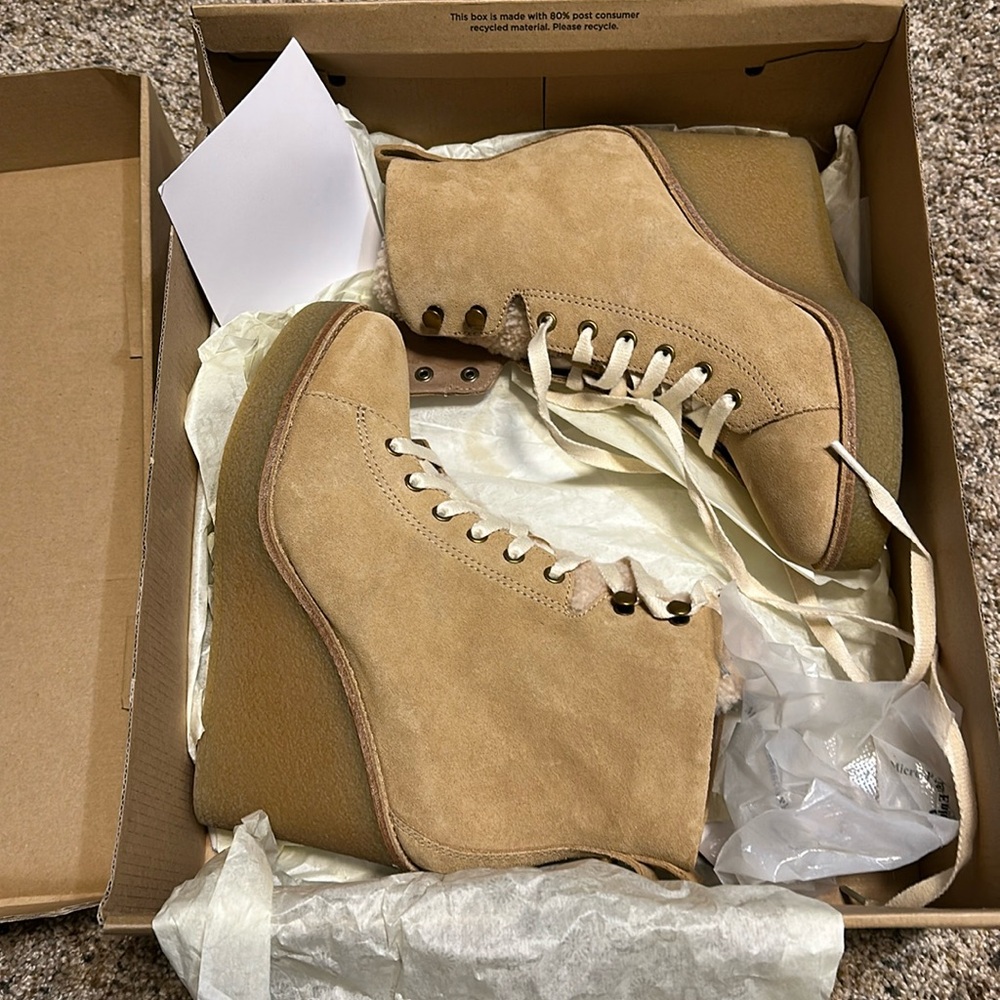 New Ugg Kiernan Boots